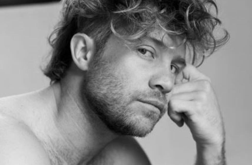 Tacho Riera y una polémica foto con poca ropa