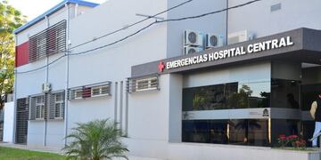 El gobierno aclaró horas después que la paciente se atendió en la parte privada