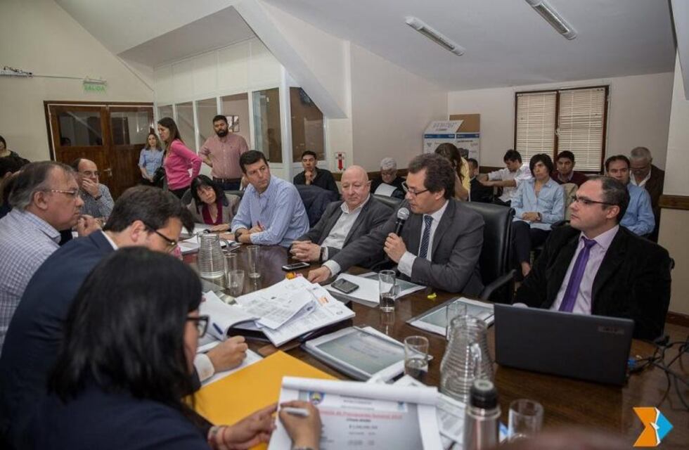 Ledesma: sumamos a 100 nuevas familias por mes a la red eléctrica