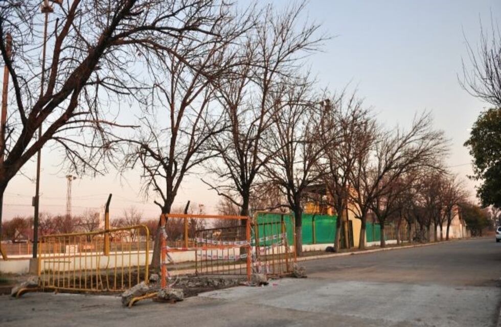 Obras de bacheo y arreglo de calles en San Francisco