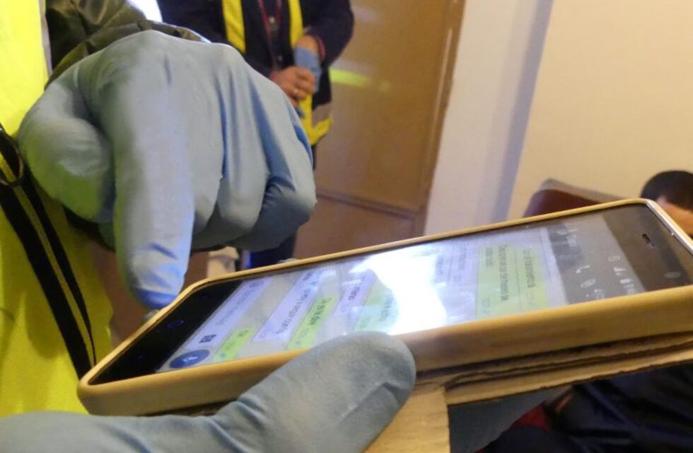 Once argentinos involucrados en la mayor red internacional de pornografía infantil por WhatsApp