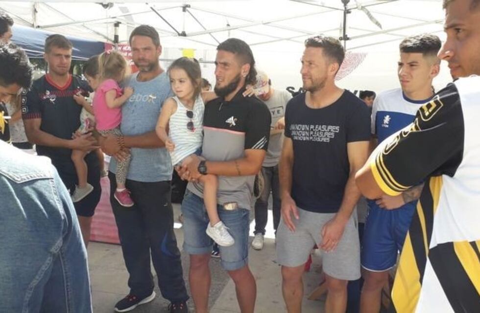 Futbolistas salteños donaron sangre para el área de Oncología del Materno Infantil