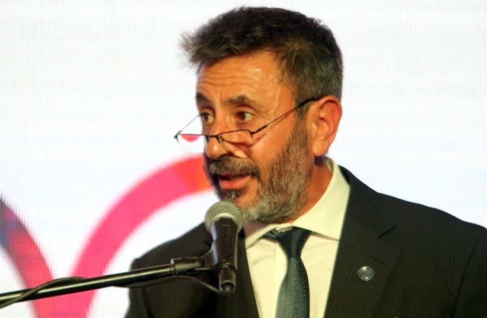 Desde la Cámara pidieron por el aeropuerto, nueva gestión del agua para riego y energía