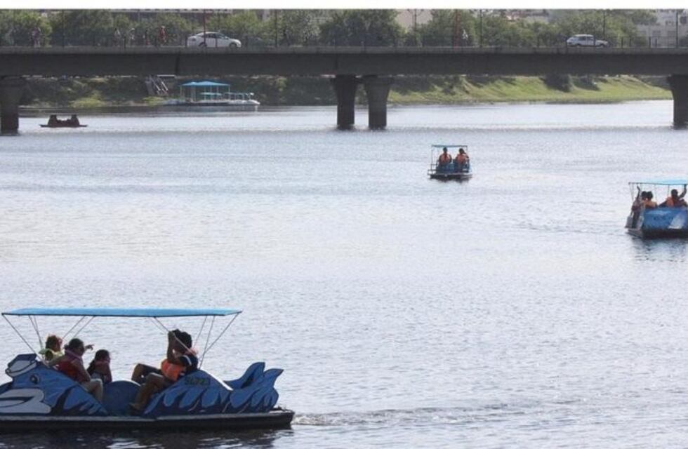Rápido y efectivo rescate de tres personas en el lago San Roque