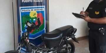 La moto fue dejada en el taller por un joven, denunció el encargado del local\u002E