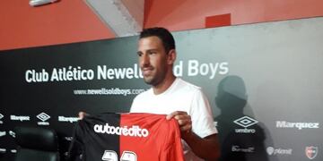 Maxi Rodríguez se fotografió con la número 11\u002E (@Newells_en)