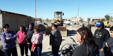 Vecinos protestan en la obra del Metrobus del Oeste\u002E