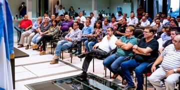 Festram realizu00f3 el plenario de secretarios generales y ratificu00f3 el paro.