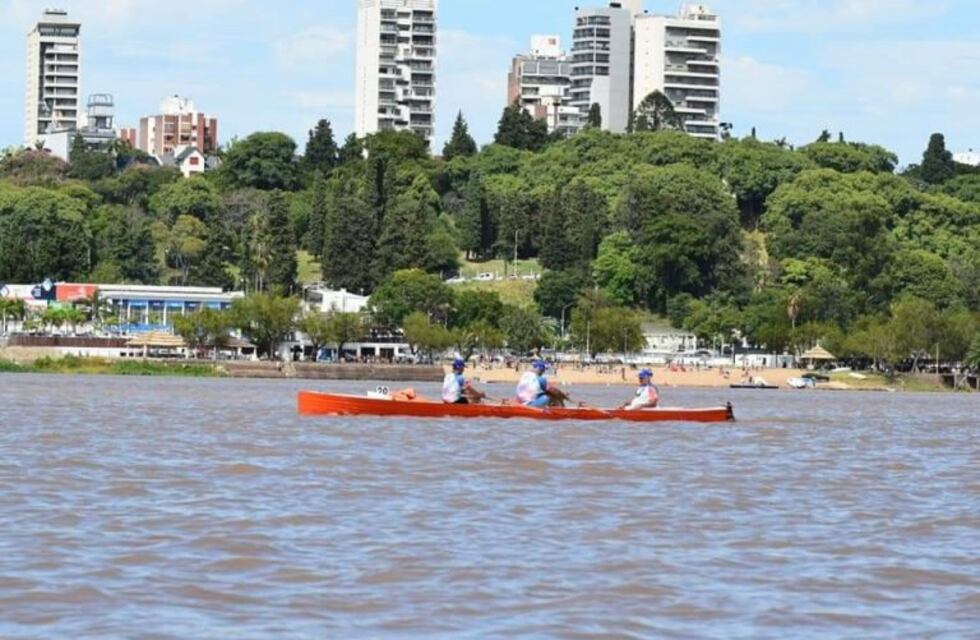 Remeros carlospacenses continúan cosechando triunfos