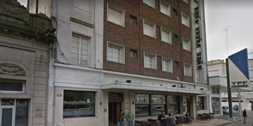 "Los tres empleados de YPF están solos y aislados en un piso", contó el dueño del Gran Hotel Azul