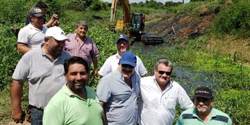El día lunes el intendente de Clorinda, Manuel Celauro y el intendente de Nanawa estuvieron suprevisando los trabajos y como se vienen desarrollando
