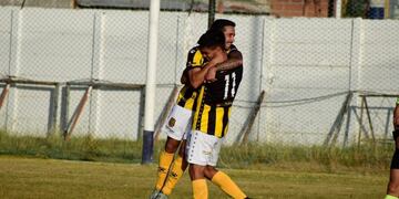 Olimpo derrotó a Deportivo Maipú por 3 a 0 \u002E (Foto @Olimpo_Oficial)