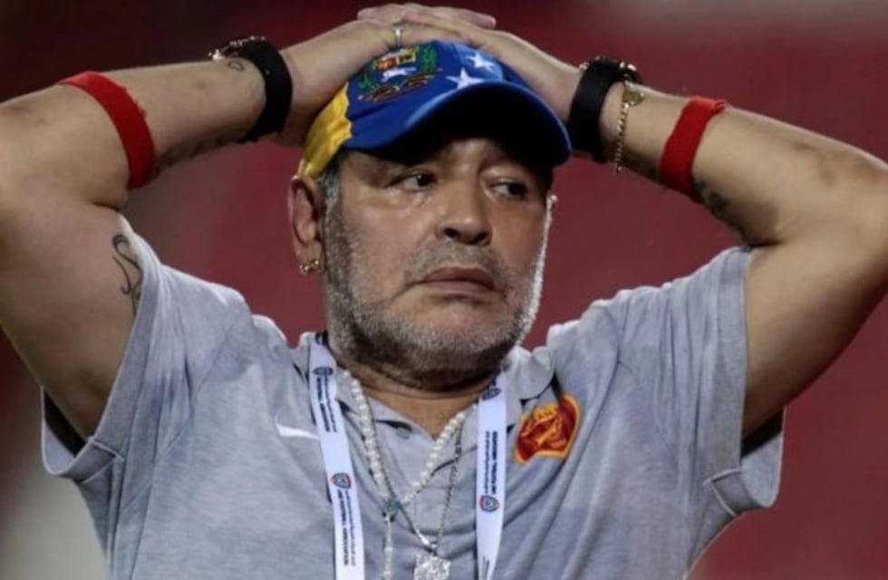 El diputado Fernando Iglesias repudió las fotos íntimas de Maradona en Cuba