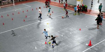 De cada diez clubes de barrio rosarinos, siete acumulan deudas