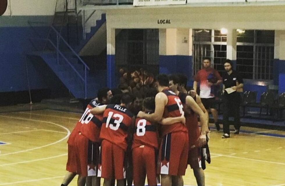 Pellegrini ganó y sueña en el básquet local