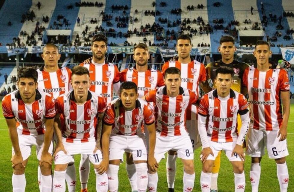 El debut de Petruchi en el arco Albirrojo, un punto alto pese a la derrota