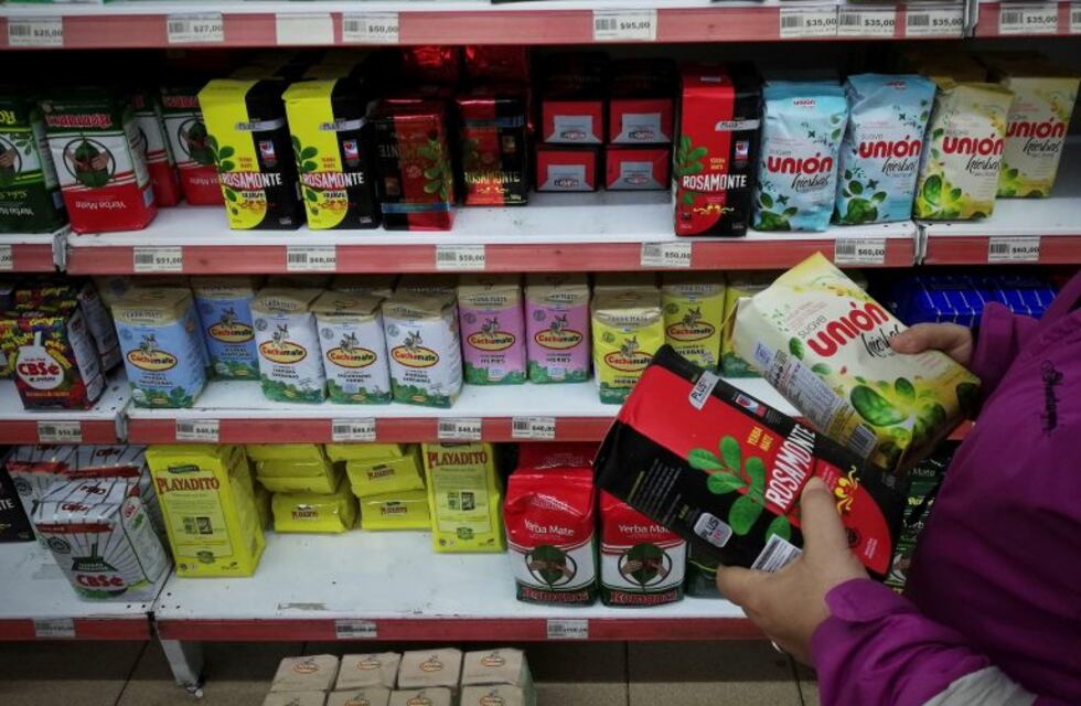 Oficial: los salarios perdieron por paliza con la inflación en 2018