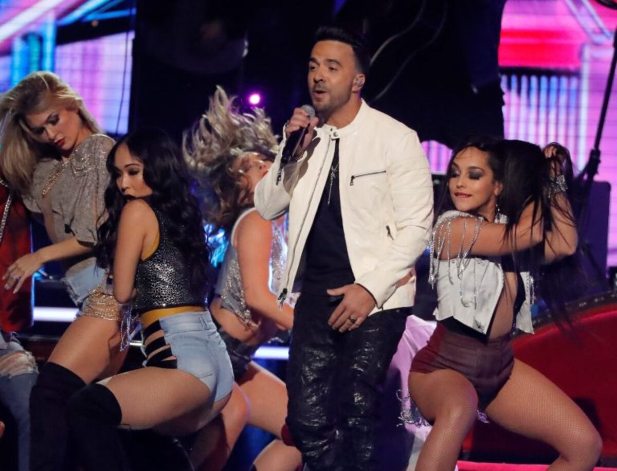 60th Annual Grammy Awards – Show – New York, U\u002ES\u002E, 28/01/2018 – Luis Fonsi performs \