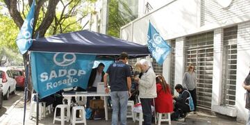 El sindicato instaló urnas en las dependencias rosarinas de la UAI\u002E (Prensa Sadop)