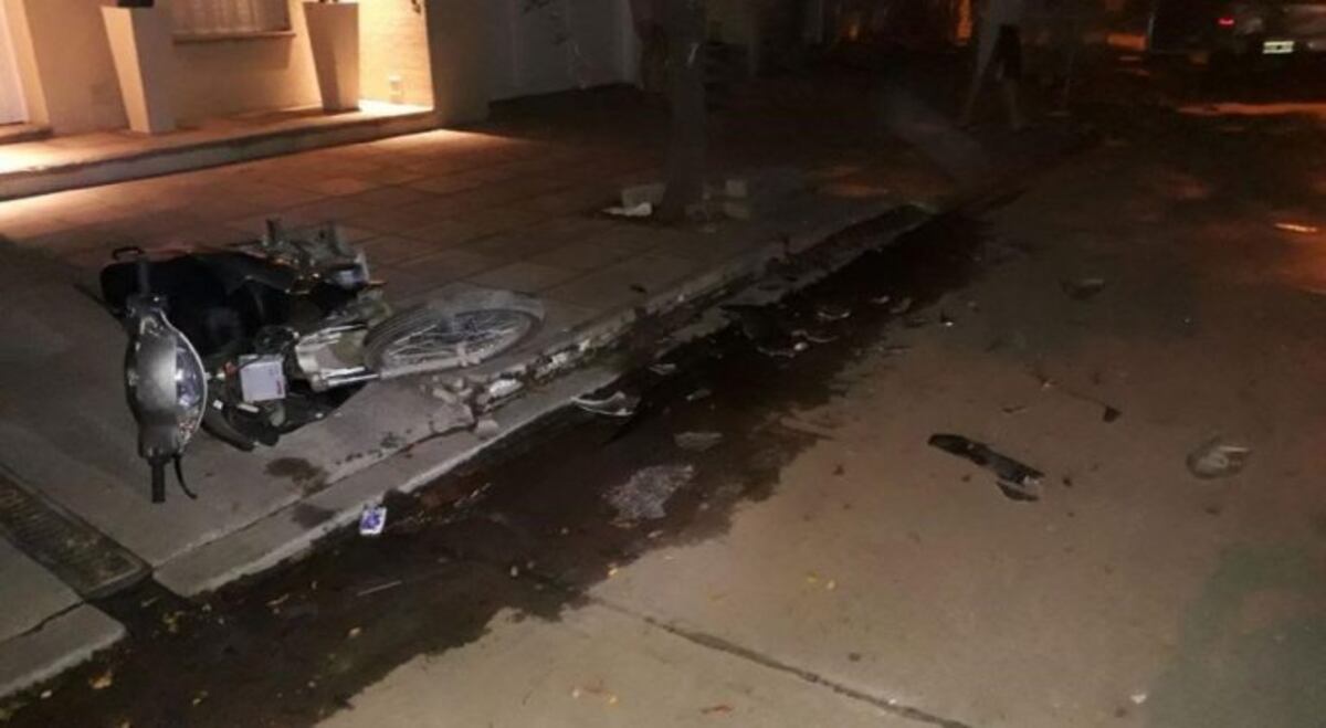 El accidente en moto en Villa María le costó la vida a una mujer\u002E