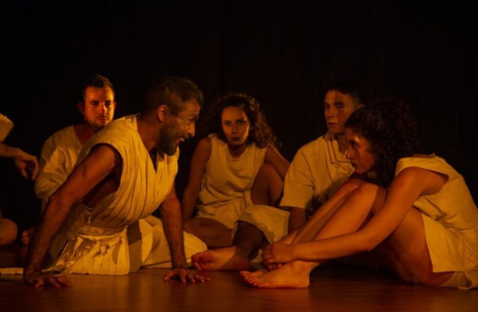 Una noche de teatro imperdible en la Sala "Tempo" de Posadas