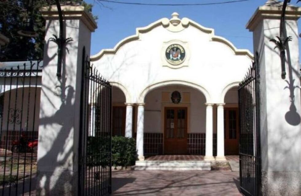 Desalojaron una comisaría en Las Heras ante un posible derrumbe