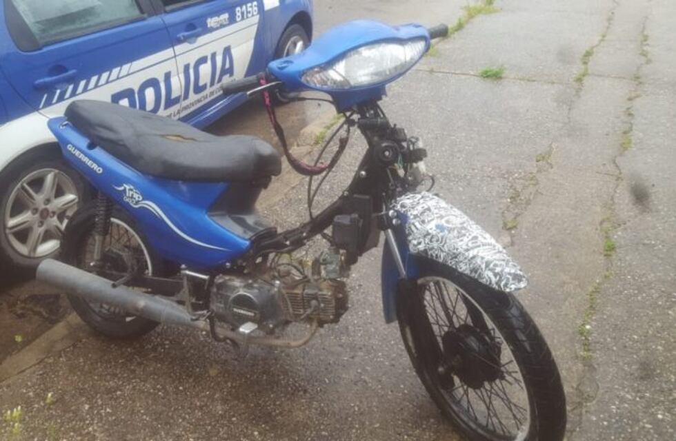 A la Comisaría: manejaban sin documentación, ni casco