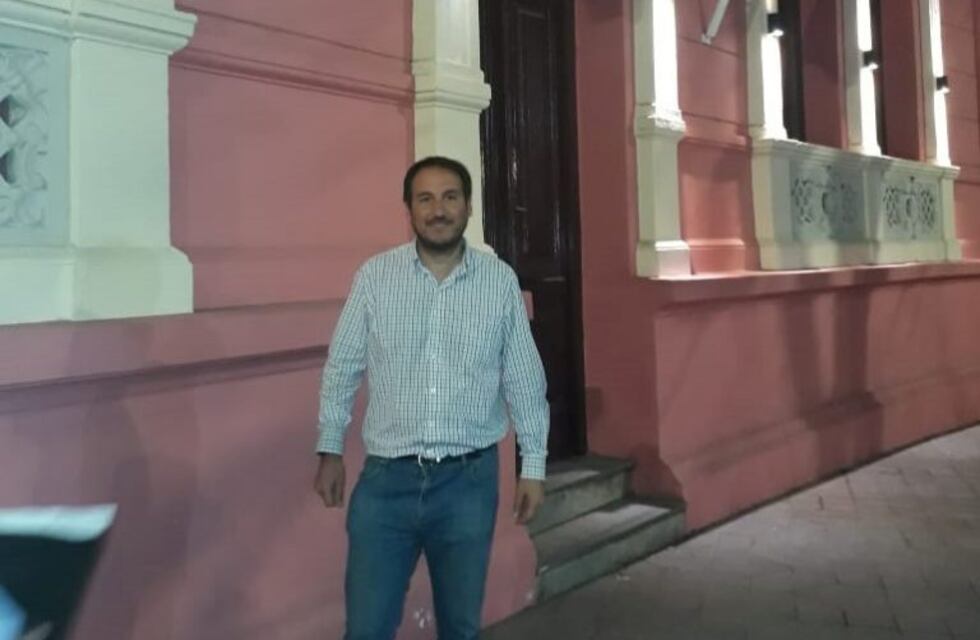 Daniel Lafarina presentó la lista para las internas de la UCR en Arroyito