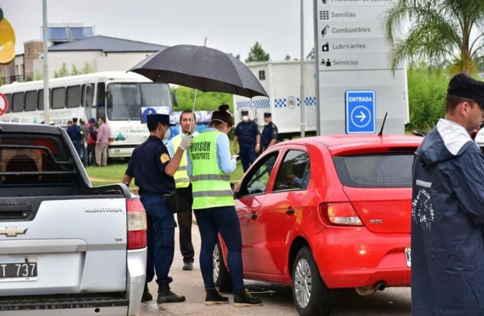 Por la situación en Paraná y Gualeguaychú, Concordia ha rechazado el ingreso de un gran número de vehículos