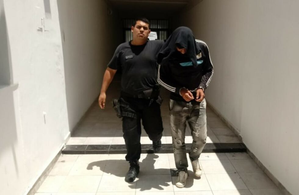 Albañil violaba a los hijos de su pareja cuando los llevaba a pescar: quedó preso