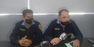 Comisario Inspector Pablo Berardo junto al Comisario Víctor Quevedo.