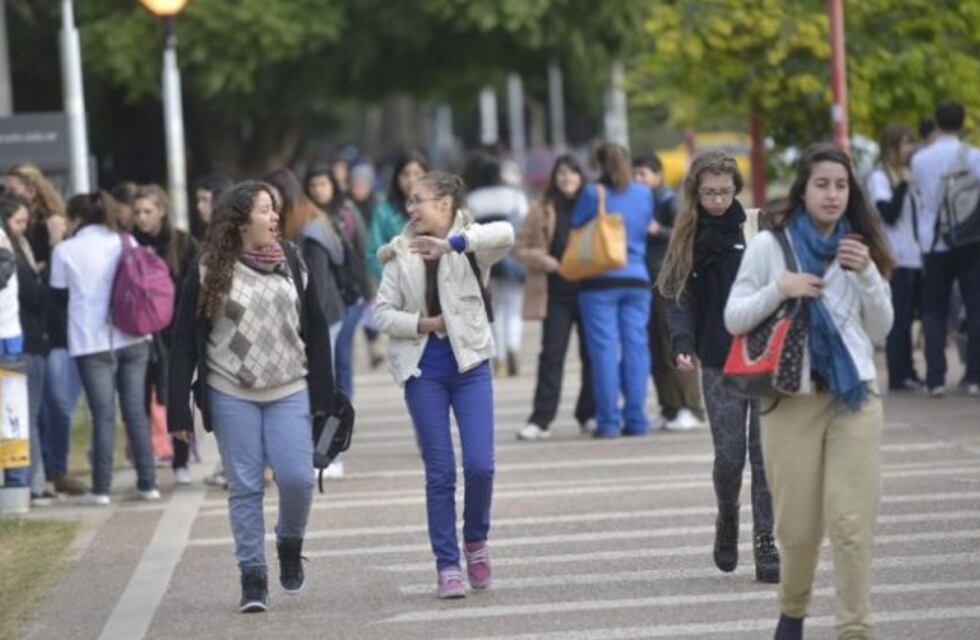 Programa de actividades para cuidar la salud de alumnos de la UNC