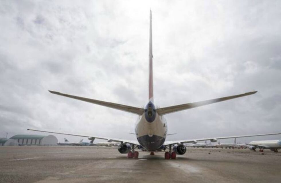 Analizan instalar nuevas balizas en el Aeroclub para poder realizar vuelos nocturnos