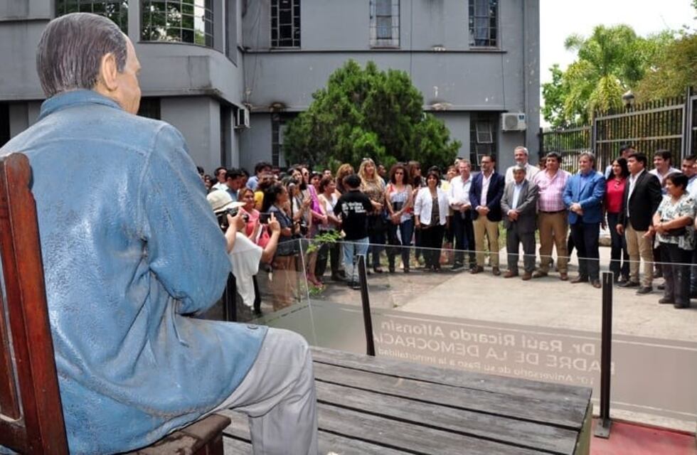 Celebraron 36 años de la recuperación de la democracia