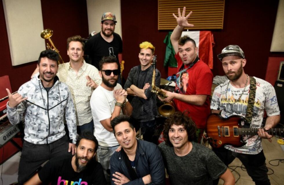 Los Caligaris y un invitado muy especial