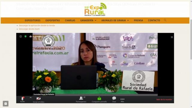 Elida Thiery, periodista especializada en lechería, moderó uno de los paneles