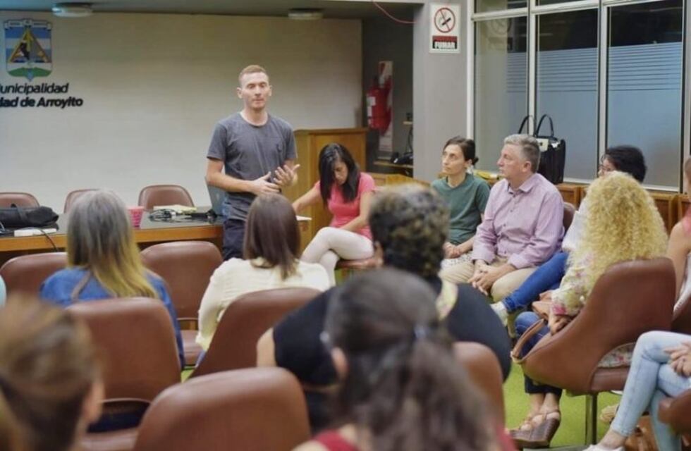 Mariana Algarbe es la presidenta de la comisión del Refugio Canino