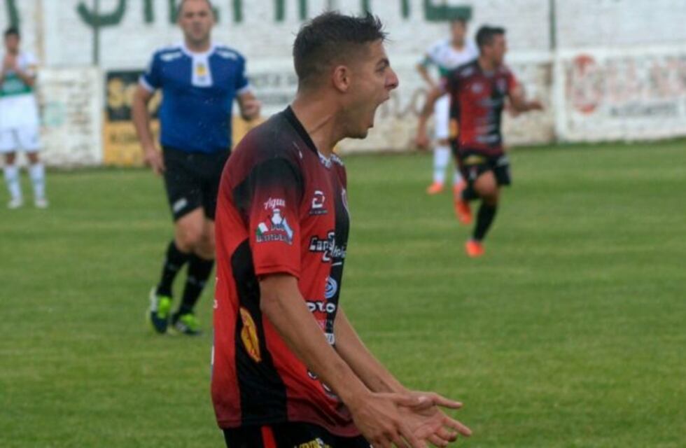 Sporting ganó de visitante y quedó cerca de la semifinal