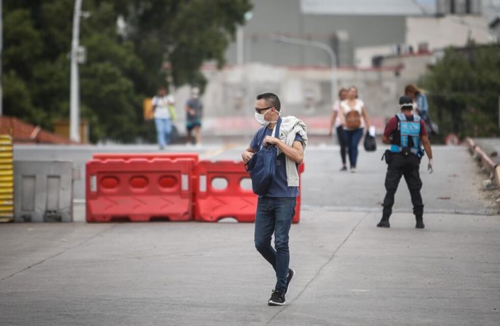 Multarán con hasta $80.000 a los que violen la cuarentena en la Ciudad