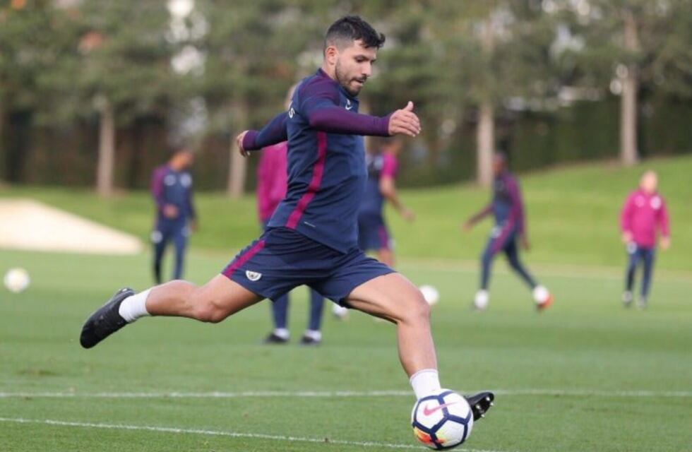 Agüero volvió a entrenarse después de su accidente automovilístico