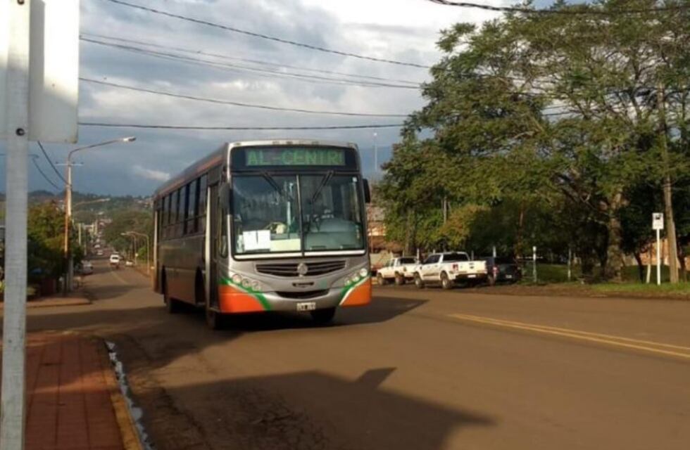 Alem: amplía horario de colectivos y habilita la apertura de agencias de viajes y turismo