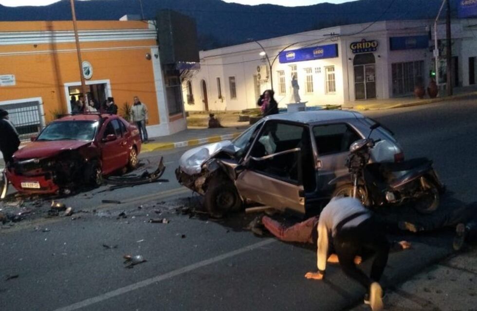 Terrible triple choque en Santa María de Punilla
