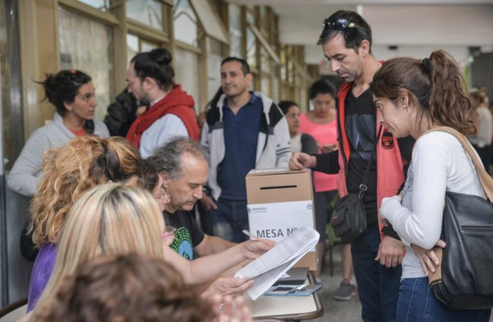 Más de un millón de mendocinos están habilitados para participar de las PASO