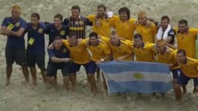 Los jugadores canallas cambiaron el look para disputar el u00faltimo partido del torneo.