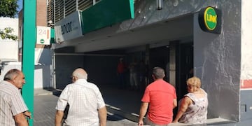 Paro de bancarios en Córdoba\u002E