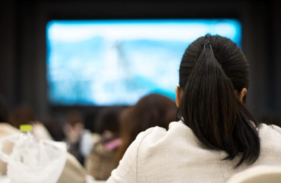 Transmitirán contenidos educativos en medios de comunicación estatales