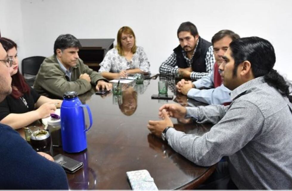 Municipalidad y Cámara de Comercio realizan gestiones por la crisis en este sector
