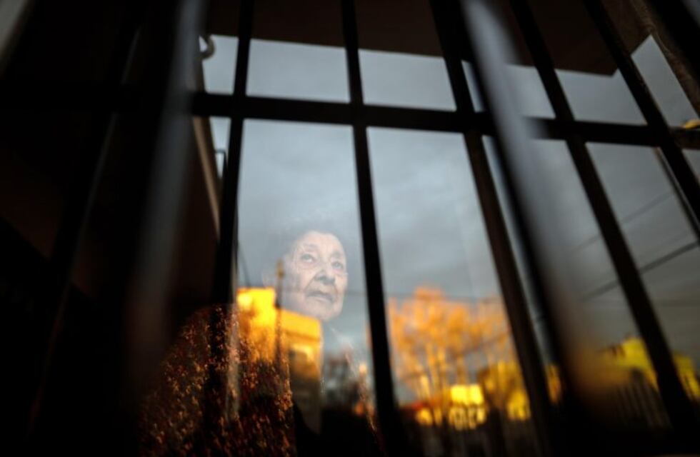 El canal de asistencia al Adulto Mayor está activo