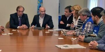 Reunión de los gremios y representantes del Gobierno (Foto: Diario Jornada)\u002E