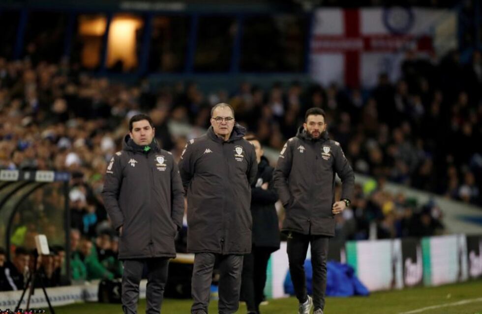 El "Loco" Bielsa y una remontada histórica: el Leeds dio vuelta un 2-0 y es líder del Championship